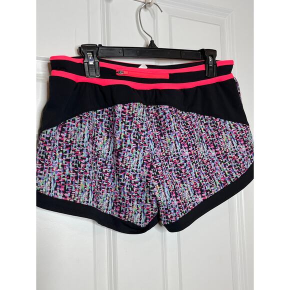 Fabletics Riho Short Medium Drawstring Waist Back Pocket Athleisure Running Gym - Picture 4 of 8